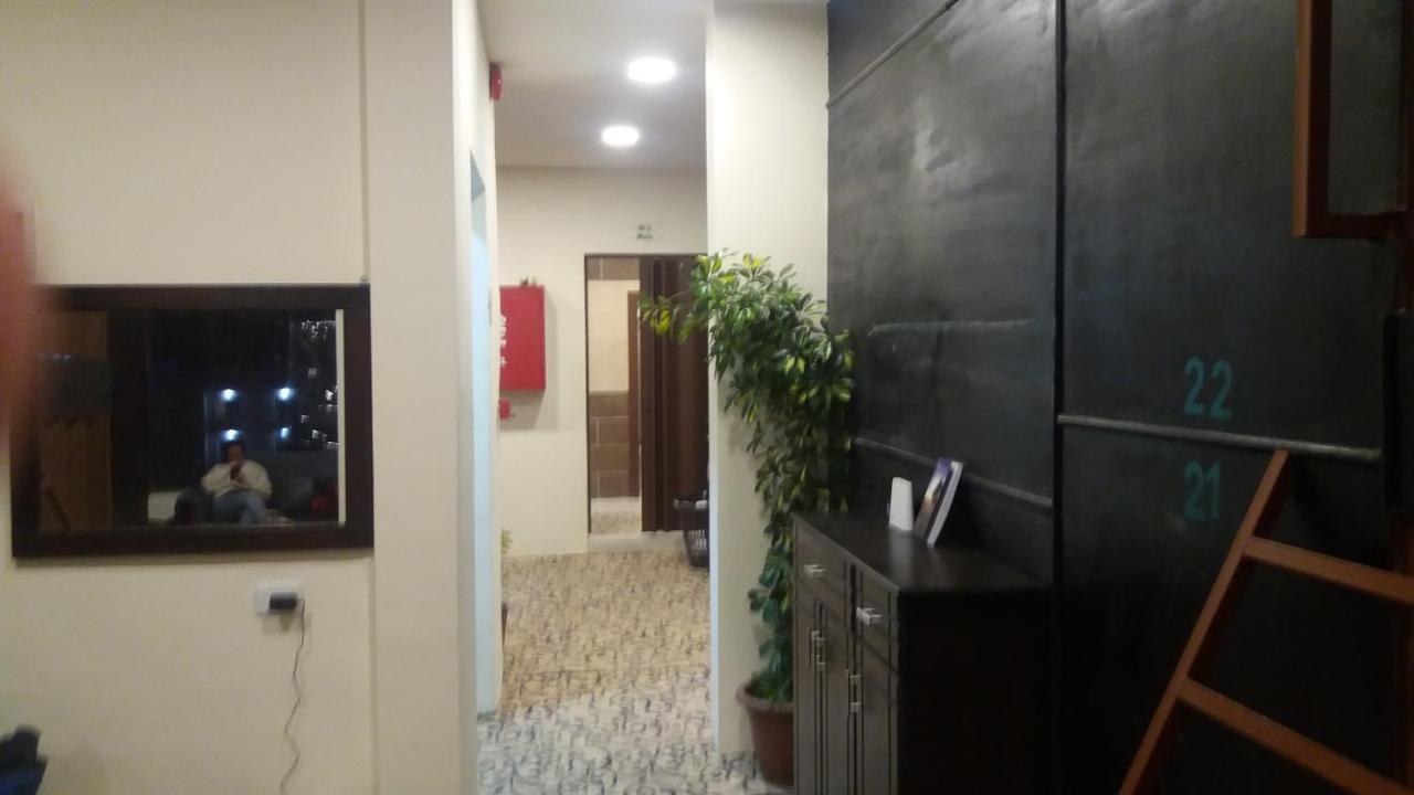 Petra Cabin Dorms Hostel Wadi Musa Exterior photo